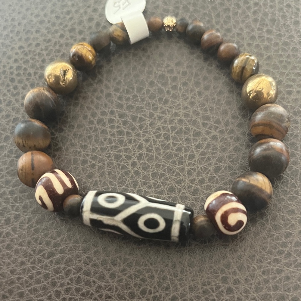 Handcrafted by Bauxed In Beaded Bracelet with Tribal Design